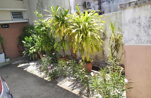 Kuantan House | Ain Homestay Tg Lumpur, 3 Bilik, 4 Aircond, Checkin 2PM Checkout 12PM, MUSLlM sahaja