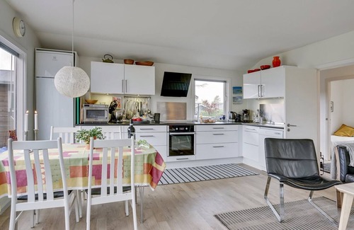 Tørresø House | "Ainikki" - 200m from the sea by Interhome