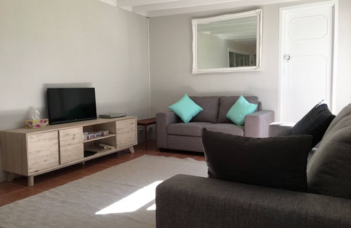 Herne Hill Other | Aintree Cottage: Swan Valley: rural retreat