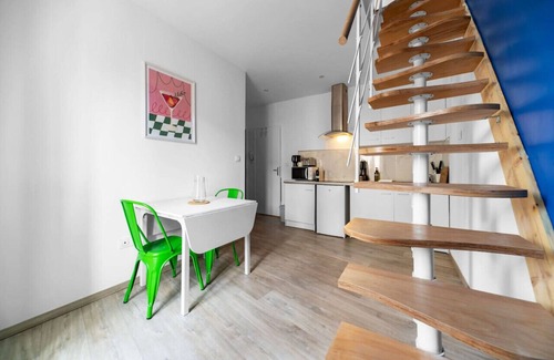 Cœur de Ville Apartment | Air-cond duplex apartment in the city center