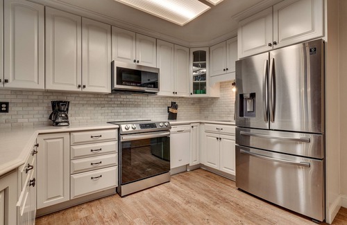 North Upper Truckee House | Air Conditioning, Outdoor Spa, 5 Mins to Heavenly/Casinos/Beaches: Little Bear Cabin