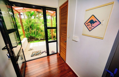 Otumai House | Air Conditioned 3 Bedroom Swimming Pool House Centrally located Maharepa Moorea