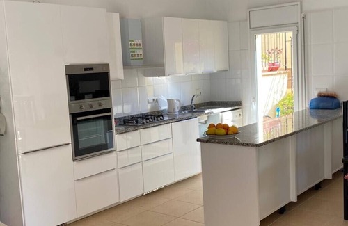 Sa Riera Villa | Air conditioned 4 Bedroom, 4 Bathroom villa. Walkable to the Beach