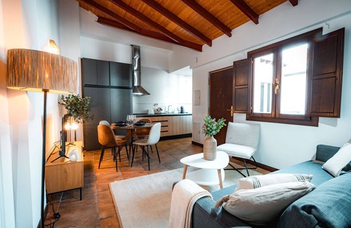 Cella Apartment | Air-conditioned apartment with wifi - QH Mirador San Cristobal 05