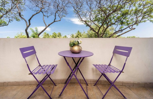 Pa'ofa'i Apartment | Air-conditioned, fully-equipped studio facing Paofai Park Close to Papeete town center