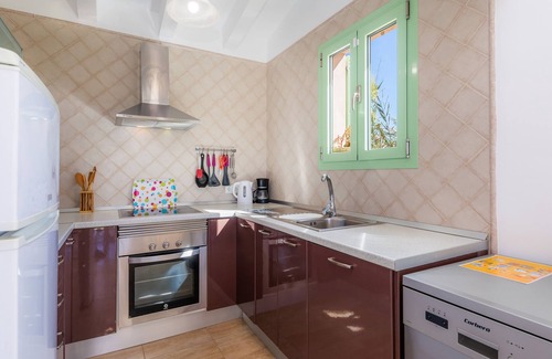 Son Servera House | Air-Conditioned Holiday Home by the Sea with Pool, Garden, Terrace & Wi-Fi