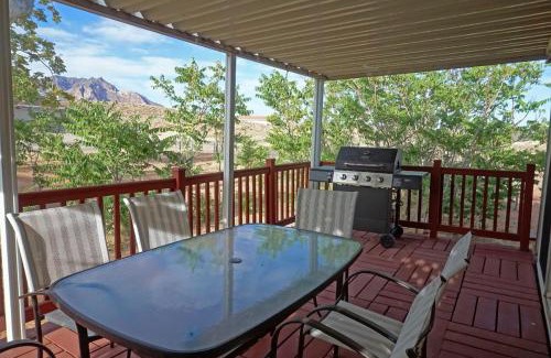 Ticaboo House | Air Conditioning, OHV Trails near home, Close to Lake Powell, Bullfrog Marina