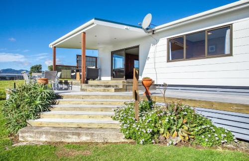 Te Kaha House | Airi Kainga - Seaside Escape