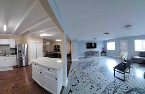 Sacramento House | Airport 15min, Downtown 5min, Beautiful Cozy Home