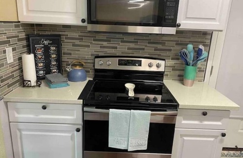 Sacramento House | Airport 15min, Downtown 5min, Beautiful Cozy Home