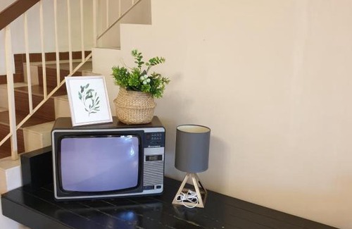 Shah Alam Villa | Airport Garden Stay #corner hoise 5 rooms #free wifi #parking #tv chanel