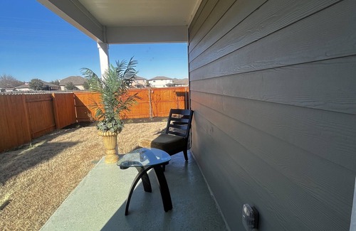 Stony Ridge North House | Airport Hideout