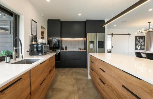 Rotorua House | Airport Oasis