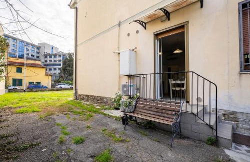 Peretola Apartment | Airport Suite a 15 min centro storico con parcheggio gratuito