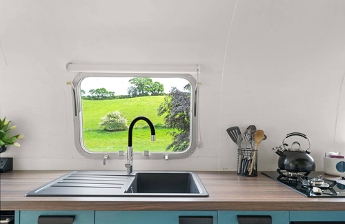Kenn Cabin | Airstream, Devon Hideaways - a shepherds hut that sleeps 2 guests in 1 bedroom
