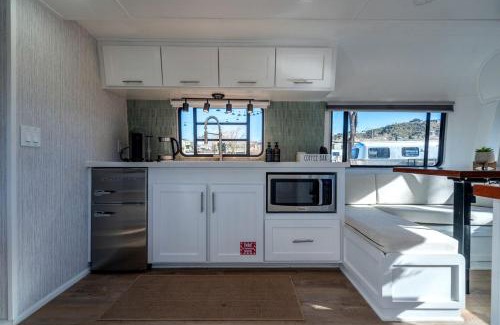 Prescott House | Airstream Escape Near Granite Creek in Prescott, Arizona