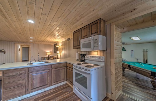 Alto Condo | Airy Alto Escape: 1 Mi to Ruidoso Winter Park