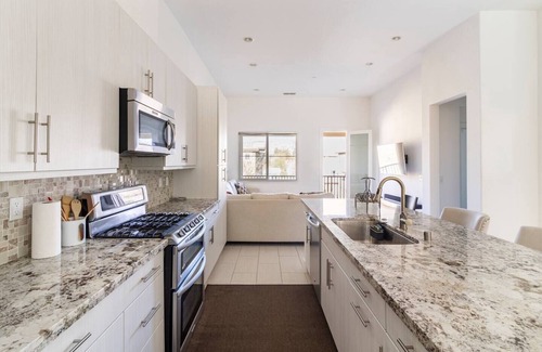 Berryessa House | Airy Bright Spacious Peaceful Place
