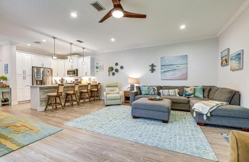 Dunedin House | Airy Coastal Casa on Park 6 Mi to Honeymoon Isle!