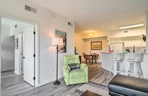 Iona Apartment | Airy Fort Myers Condo about 4 Mi to Beach!