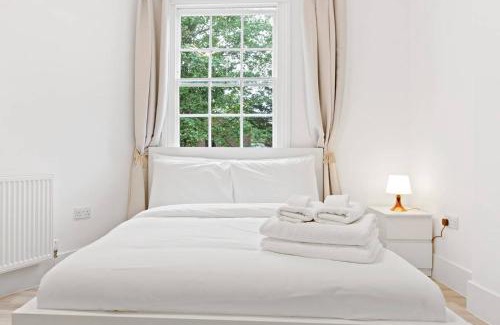 Coldharbour Apartment | Airy Spacious 1 Bedroom Aprtment with Garden in Brixton