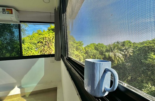 Gauravaddo Apartment | Airy Suite Studio Penthouse Beach 10 mins walk