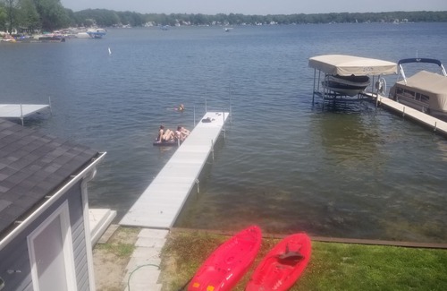 Manitou Beach-Devils Lake House | Airy, updated family cottage on all-sports lake