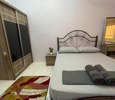 Pulau Sebang House | Aisyah Homestay NEAR A FAMOSA TAMPIN