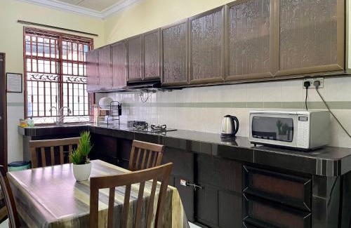 Pulau Sebang House | Aisyah Homestay NEAR A FAMOSA TAMPIN