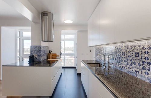 Caselas Apartment | Ajuda · Belvedere TM Flat With a Magnificent View