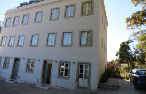 Linda-a-Velha Apartment | Ajuda Palace Inn Lisbon Apartments