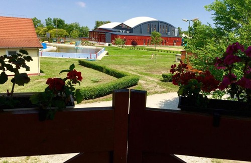 Karcag House | Akácliget Gyógy-és Strandfürdő