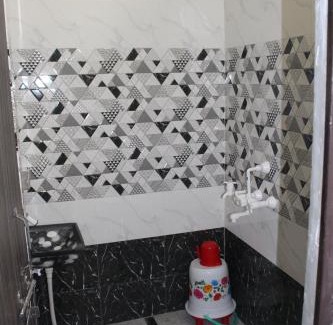 Bail Parao House | AK family Home Stay