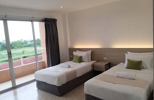 Nong Khae Hotel | AK Terrace
