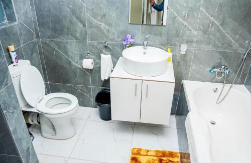 Kempton Park House | AKEMS MOTEL