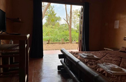 Chiang Rai Hotel | Akha River House CR
