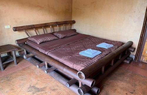 Chiang Rai Hotel | Akha River House CR