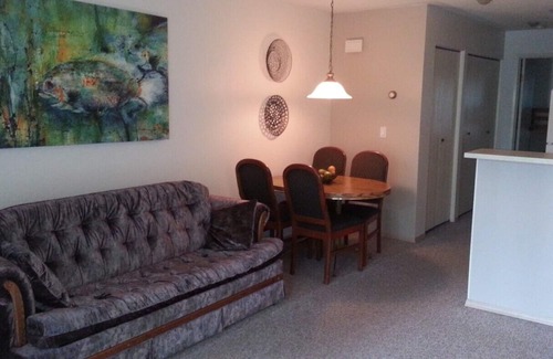 East Kootenay Condo | *Akiskinook Resort-1 Br Mtn View Condo! Indoor Pool/Hot Tub/Beach/Tennis