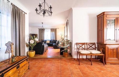 Azenhas do Mar Villa | Akivillas Sintra Delicacy