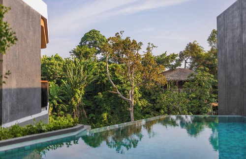 Choeng Thale Villa | Akra Collection Layan Hideaway Villas