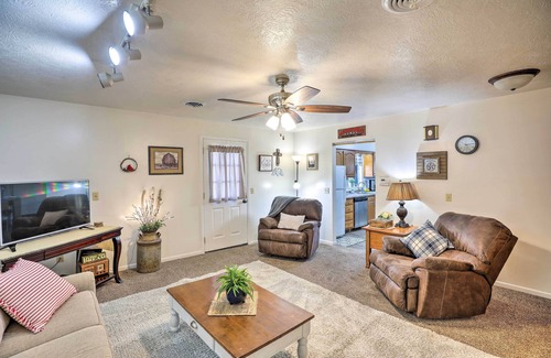 Akron Apartment | Akron Apartment w/Balcony - Hunting Nearby!