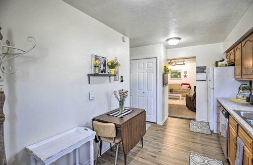Akron Apartment | Akron Apartment w/Balcony - Hunting Nearby!