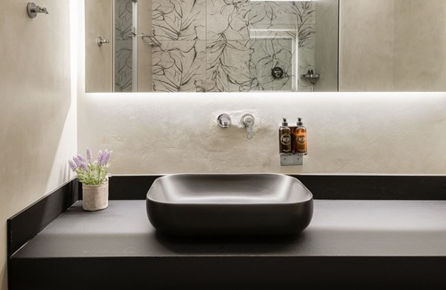 Gritsa Hotel | Akrotiri Olympus Luxury Suites