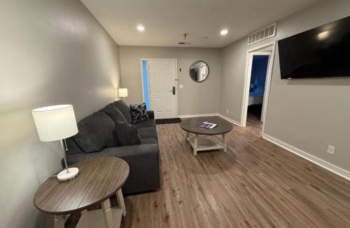 South Central Omaha Apartment | Aksarben 2 Bedroom-Close to I80