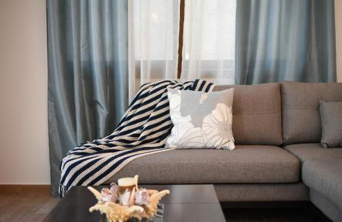 Vlychadia Apartment | Aktea coastal village home