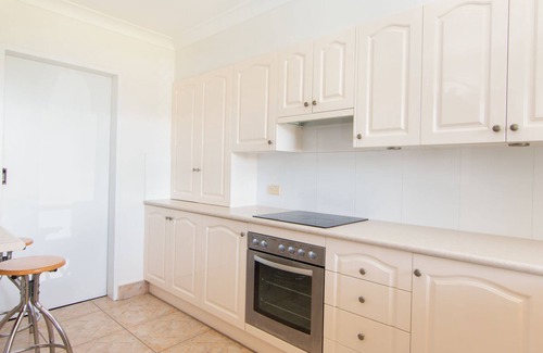 Forster Apartment | Akuna 3 ground floor apartment opposite Wallis Lake