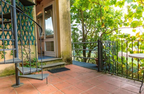 Grazzano Badoglio Apartment | Al Cedro Terrazza sul Monferrato con Idromassaggio