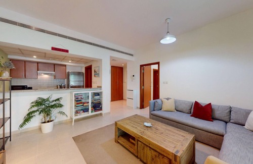 The Greens Apartment | Al Dhafrah - Peaceful One Bed in The Greens