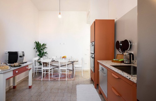 Cagliari Bed & Breakfast | AL DIO BES