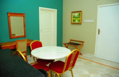 Sur Hotel | Al Faisal Hotel Suites